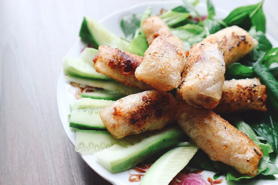 Bàn nướng đông khách tại Phạm Thị Thúy Vân